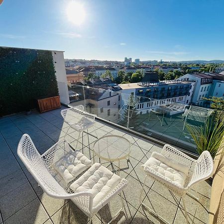 Brno City Center Apartment With Parking And A Big Terrace Zewnętrze zdjęcie